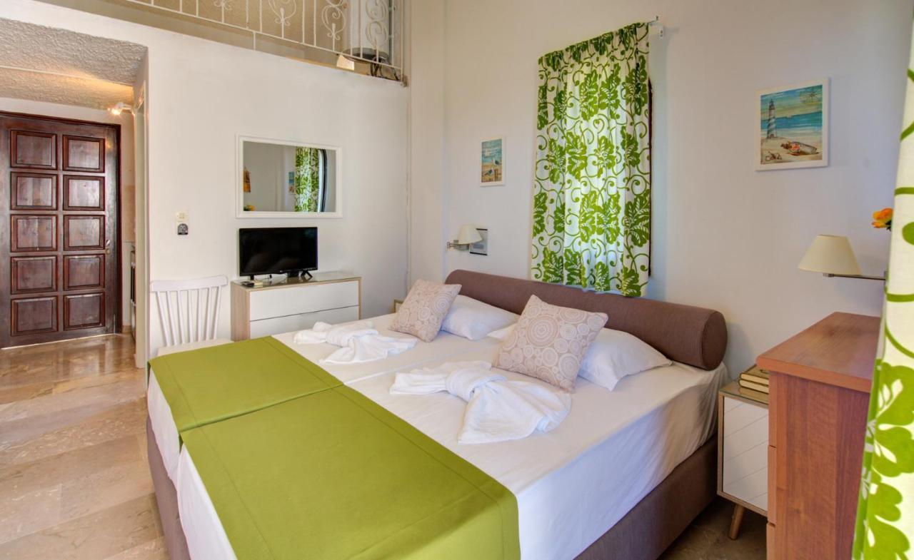 Chriselen Hotel Елеонас Екстериор снимка