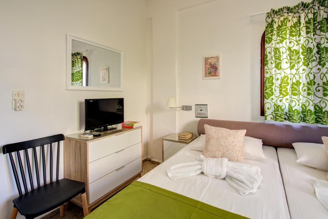 Chriselen Hotel Елеонас Екстериор снимка