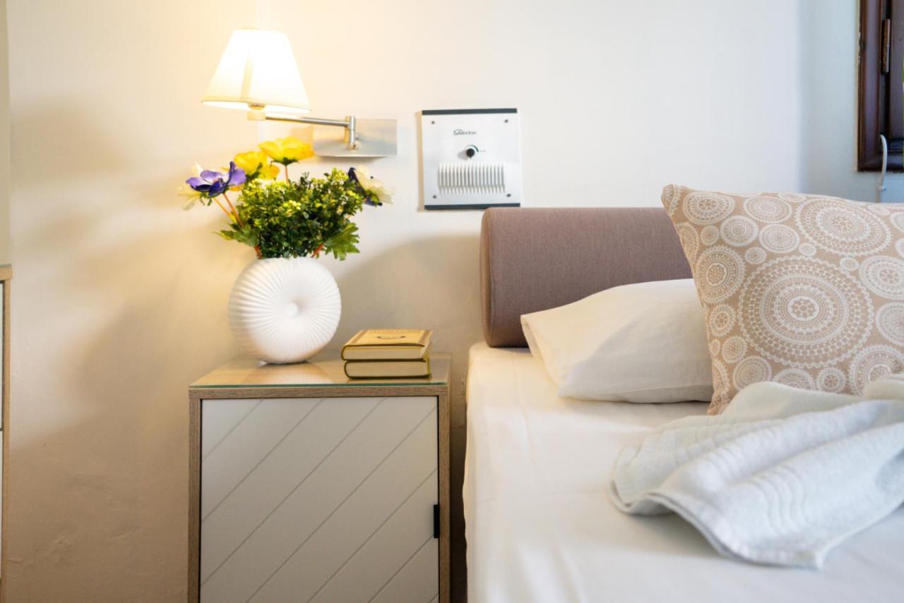 Chriselen Hotel Елеонас Екстериор снимка