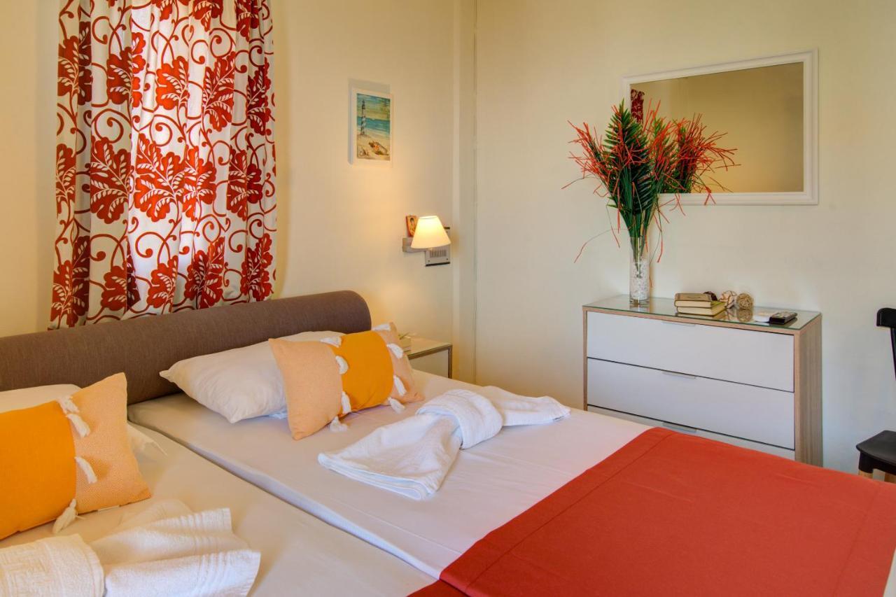 Chriselen Hotel Елеонас Екстериор снимка